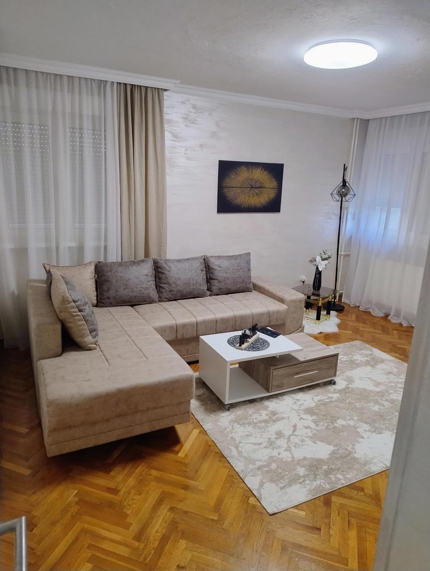 Vemiur Apartment Cacak Exterior photo